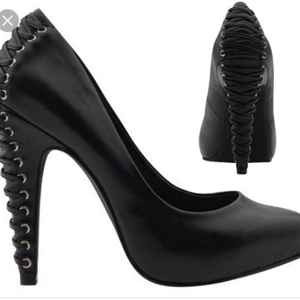 Jessica Simpson Black Heels Sz: 5.5